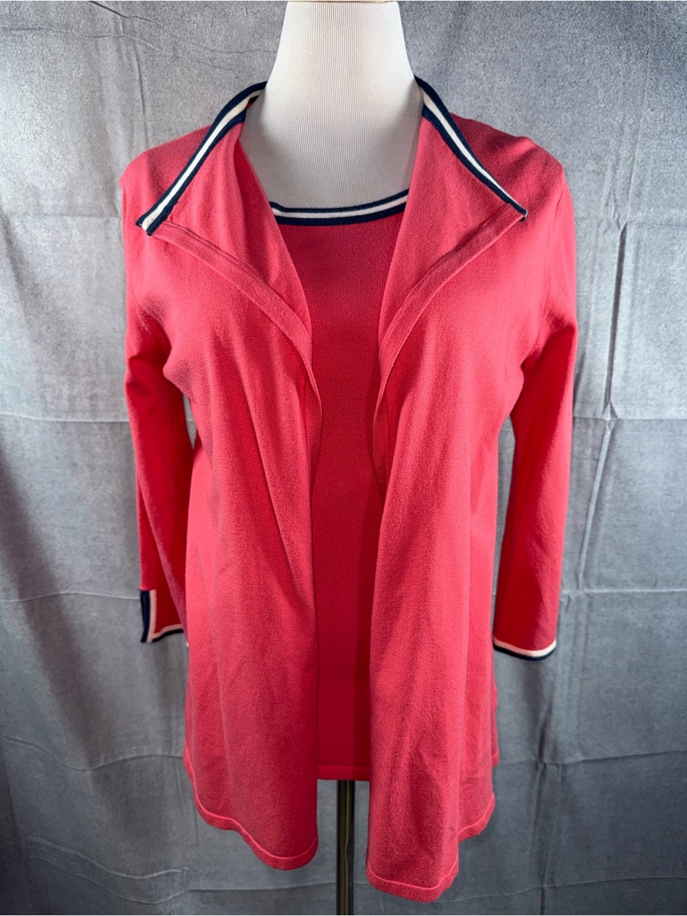 2631-Preston & York Coral Open-Front Cardigan Shirt Set w/Navy & White Trim